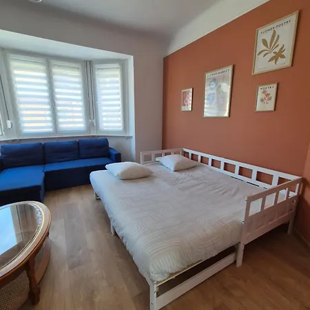 En Centre-ville Apartment *